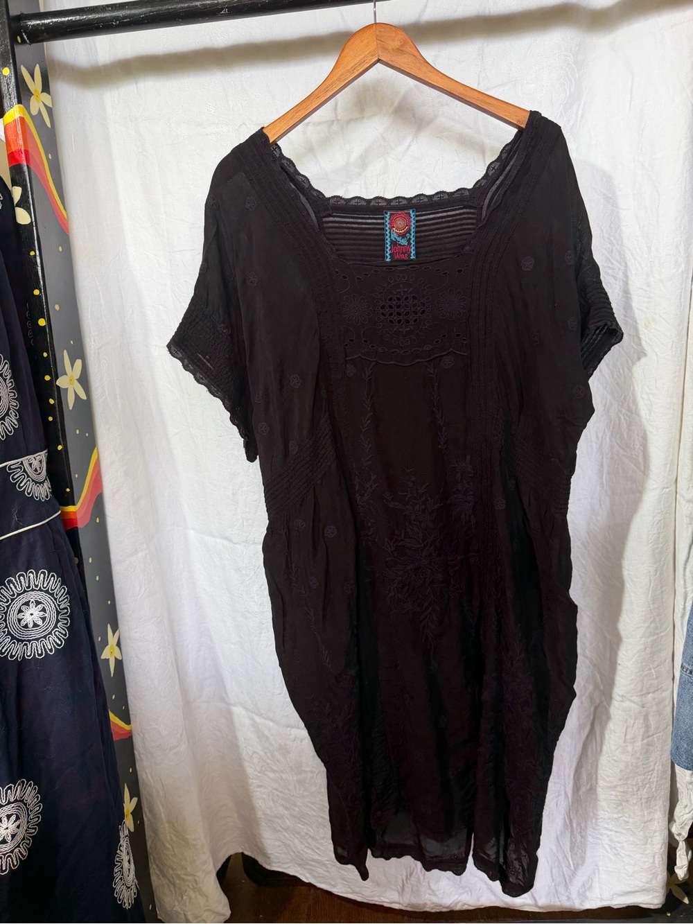 Johnny Was Black Embroidered Short-Sleeve Tunic Johnny Was 1x